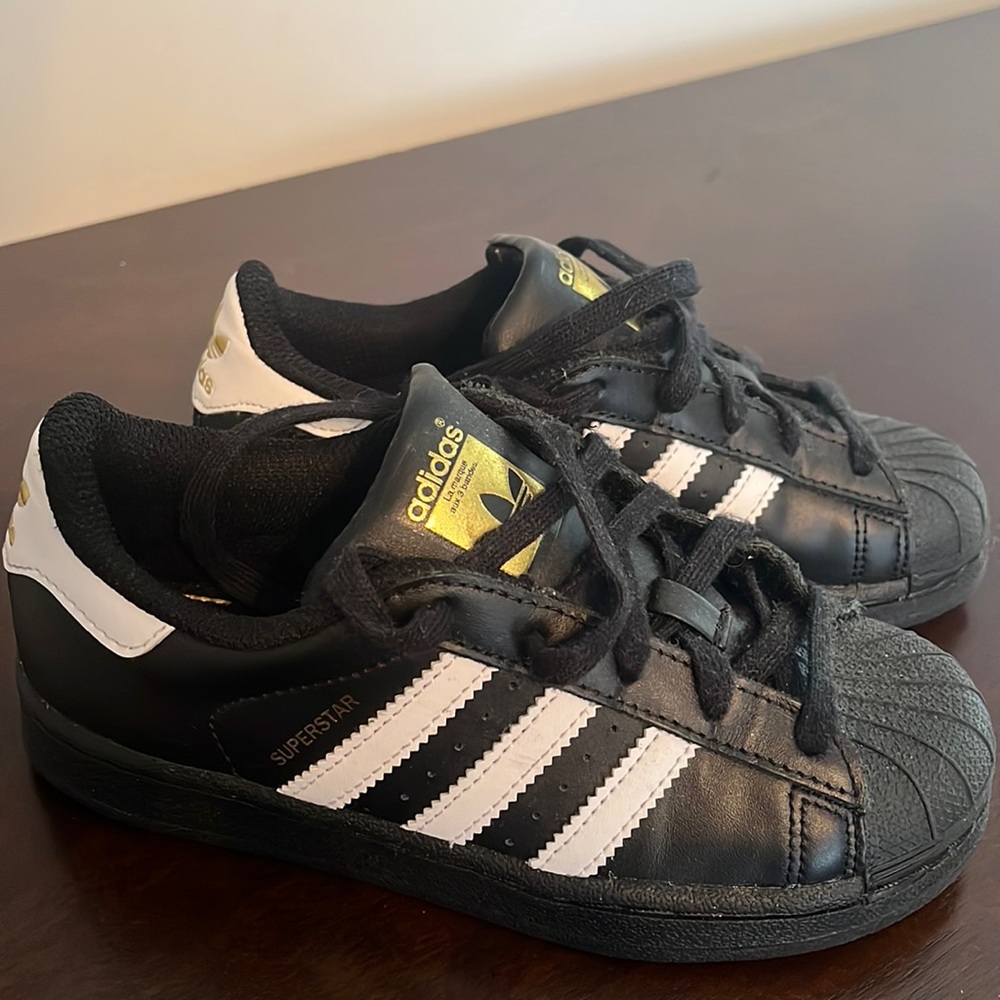 Adidas black and white superstars